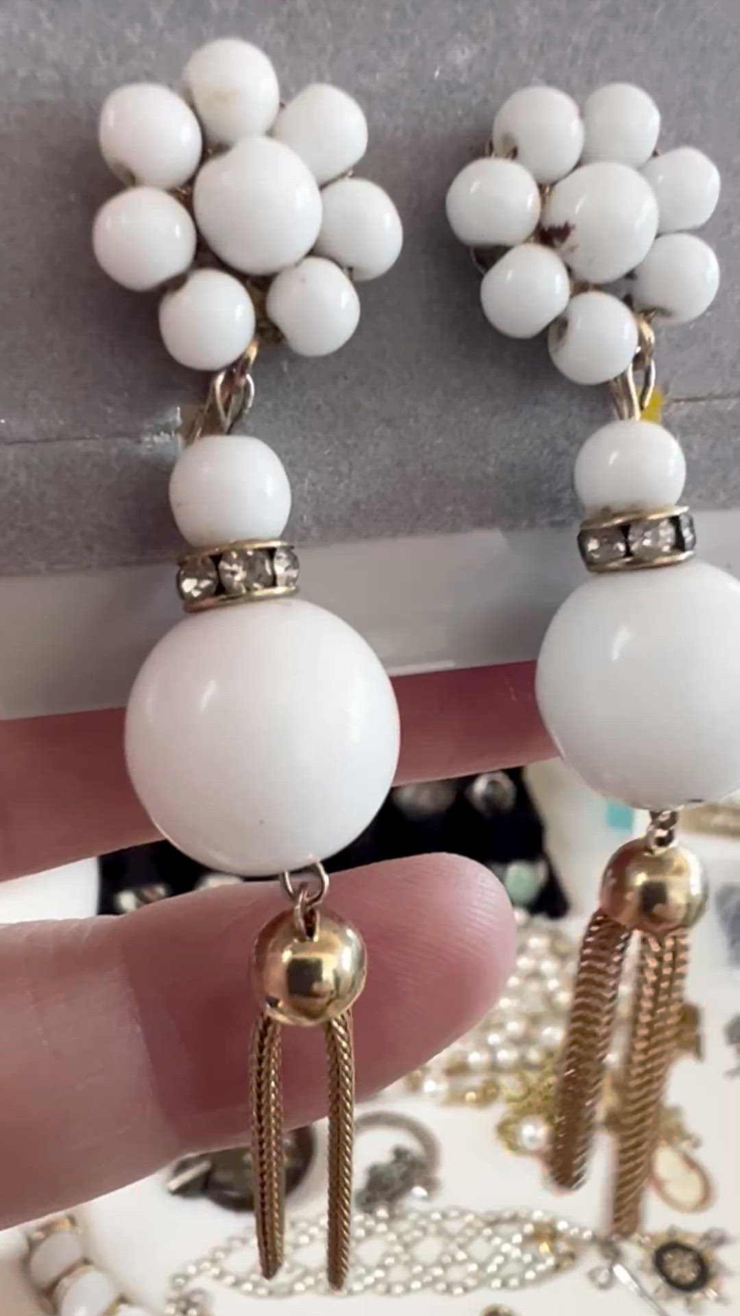 E-025 Vintage VENDÔME Gold-Tone Milk Glass Bead Dangle Clip-On Earrings